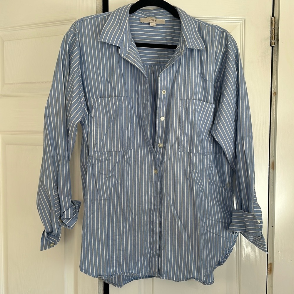 Loft- blue button down cotton - Size L